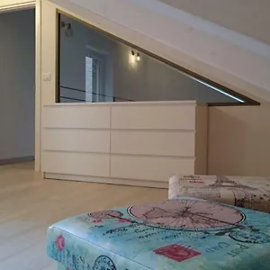 Apartment Il Piccolo Loft Della Vela, Savona